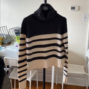 Turtle neck winter sweater
